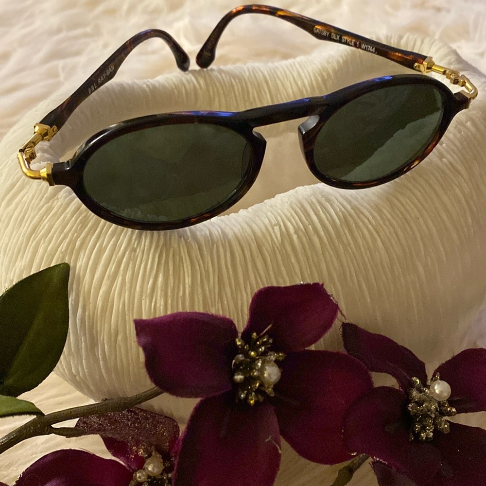 Vintage RAY BAN B & L sunglasses - Picture 4 of 16